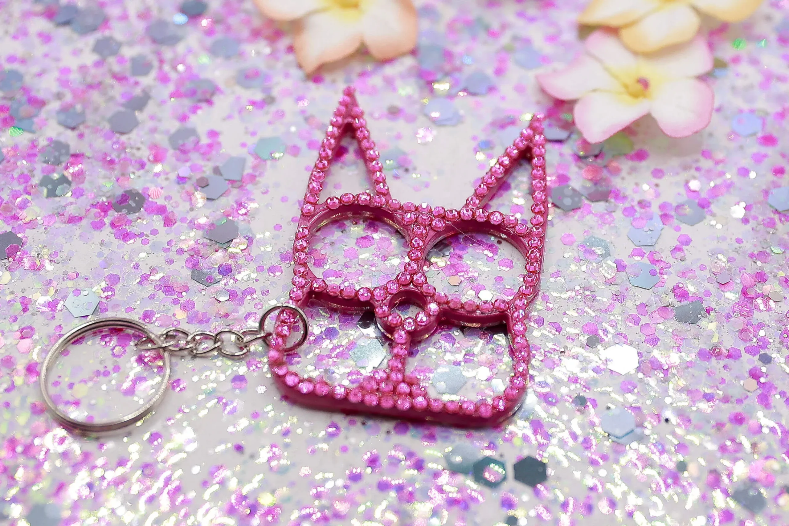 Kitty Knuckles Keychain 35 scaled